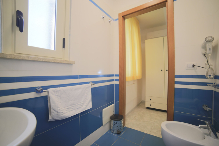Bathroom 5, Hotel da Ettore, Lecce