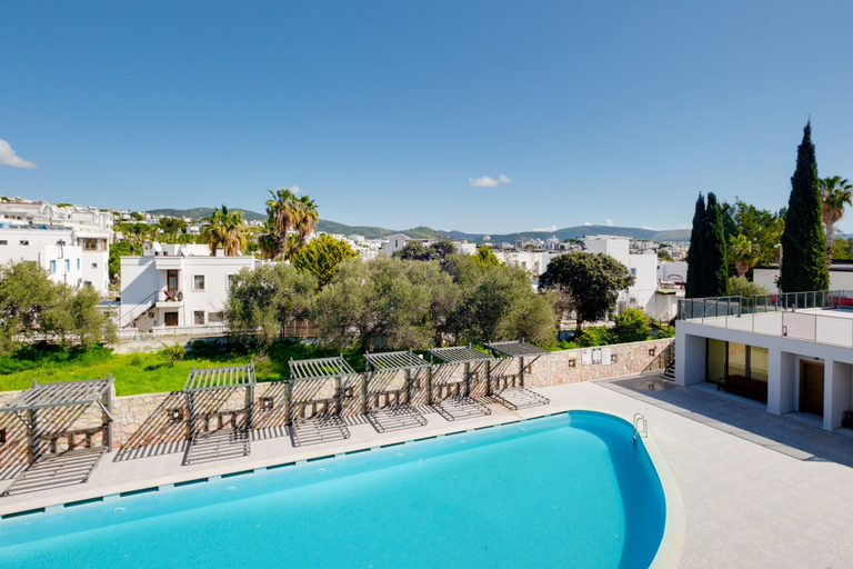 Room 4, Flat With Shared Pool Near Beach in Bodrum, Bodrum