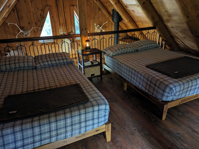 Bedroom, Lièvre Rouge- Refuge en forêt, Antoine-Labelle