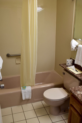 Bathroom 3, Bridge Views Inn Stroudsburg, Monroe