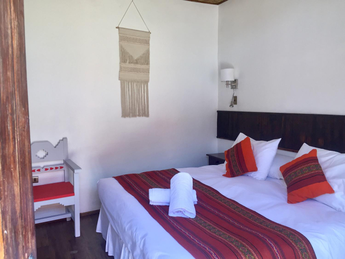 Others 4, Hostal Montepardo, El Loa