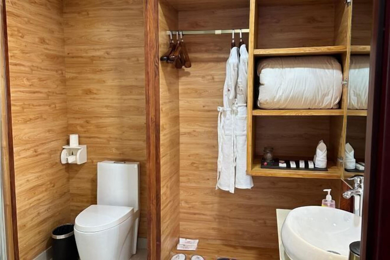 Bathroom 3, Pu'er Guopei Hotel, Pu'er