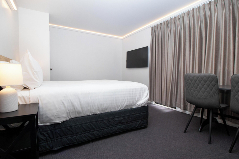 Bedroom 2, The Haven Newmarket Suites, Waitakere