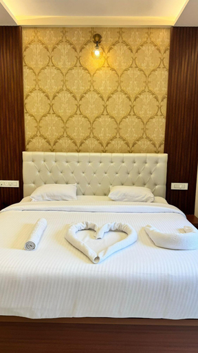 Bedroom 3, Hotel Ramsons International, Mysore
