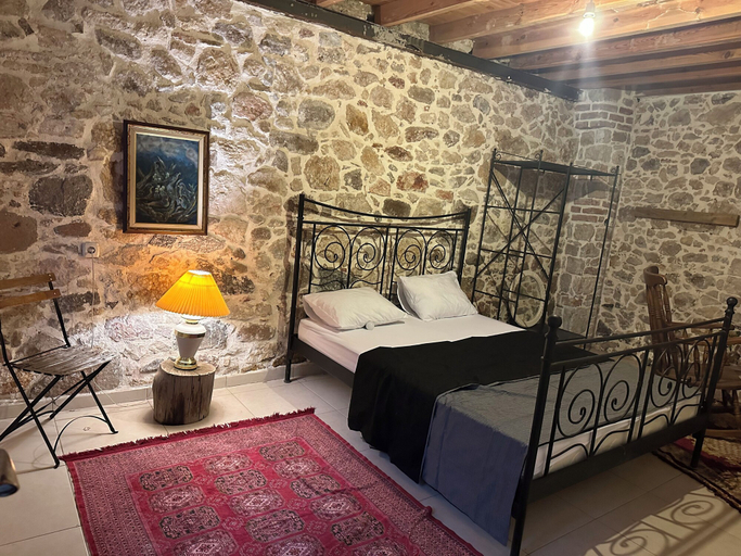 Room 2, Sera Pansiyon Ayvalık, Ayvalık