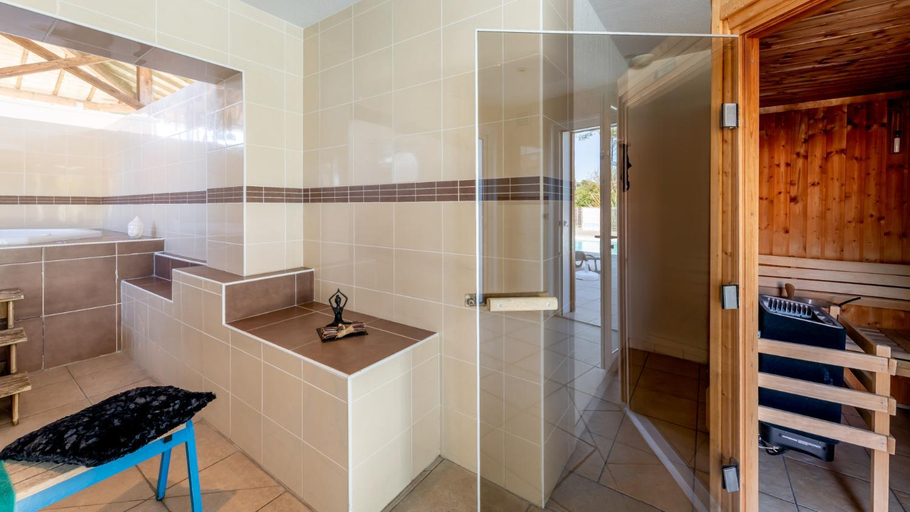 Bathroom 5, Vacanceole - Le Domaine des Grands Lacs, Landes
