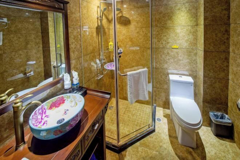 Bathroom 3, Biancheng Gushi Theme Culture Hotel, Xiangxi Tujia and Miao