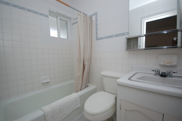Bathroom, Cindys Villa