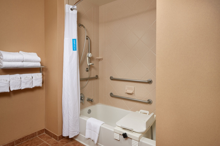Bathroom 4, Hampton Inn & Suites Phoenix-Surprise, Maricopa