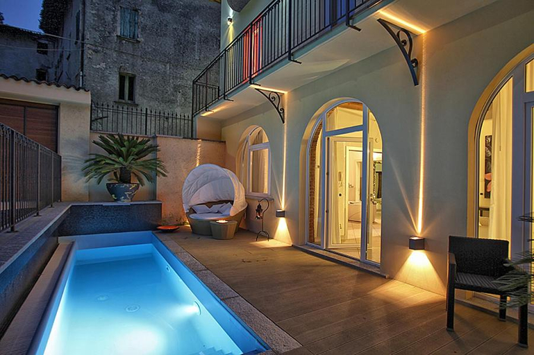 Sport & Beauty 2, Villa Maggie on Lake Como, Lecco