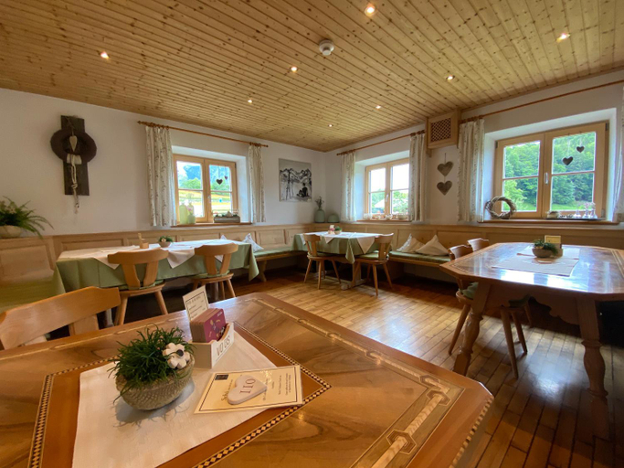 Food & Drinks 4, Gasthaus Sulzfluh, Bludenz