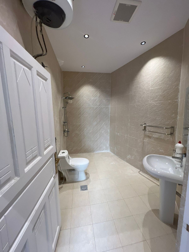 Bathroom 4, LWA Residential Units, Al Madinah Al Munawwarah