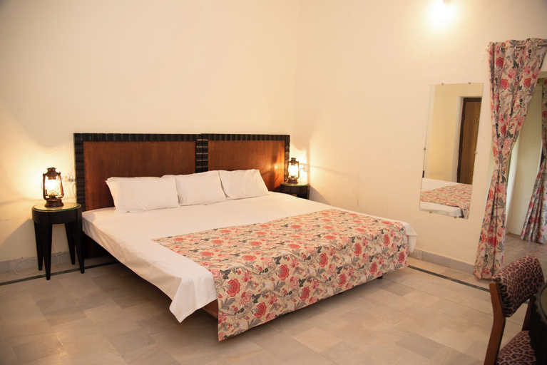 Bedroom 3, Shivika Lake Hotel Ranakpur, Pali