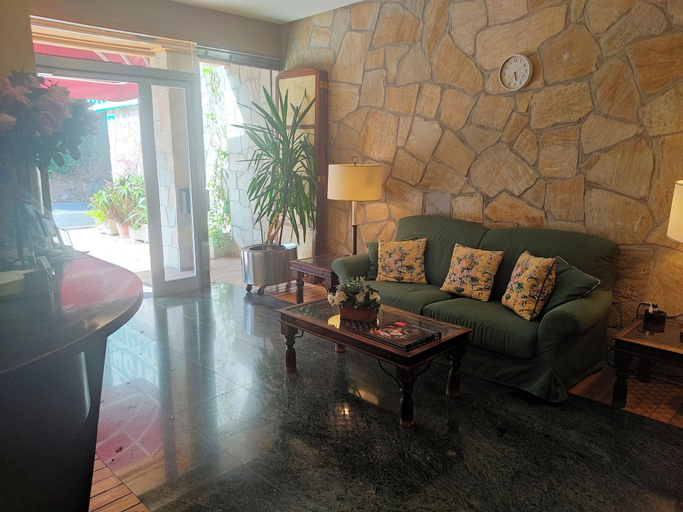 Others 4, Hotel Suite Mioño Castro, Cantabria
