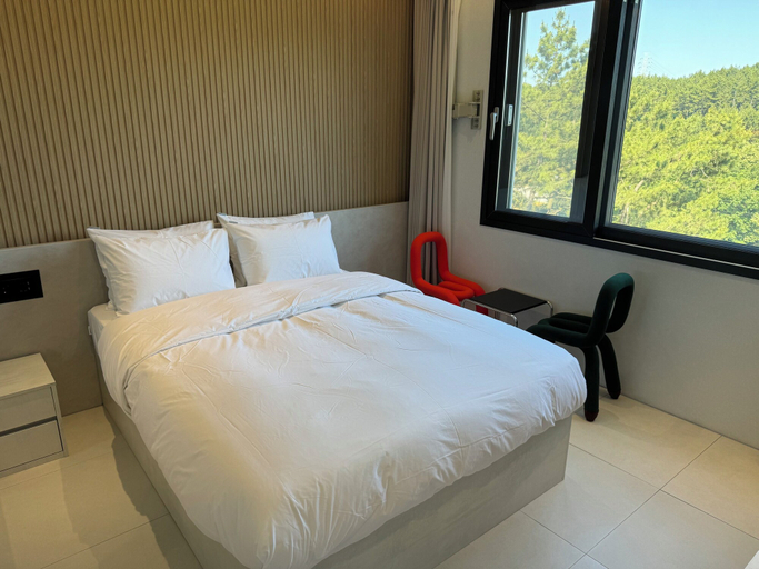 Bedroom 4, HOTEL CASHMIR, Taean