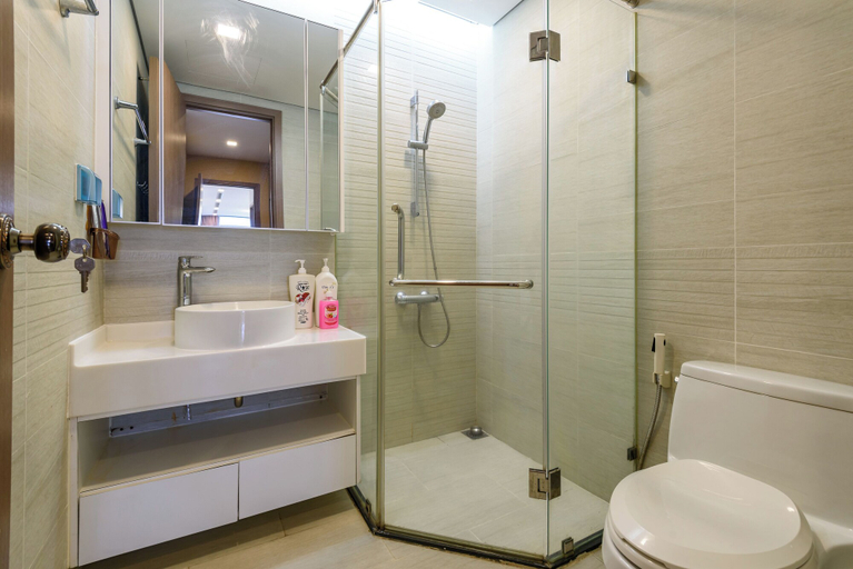 Bathroom 4, Vinhomes Luxstay Apartment, Ho Chi Minh City