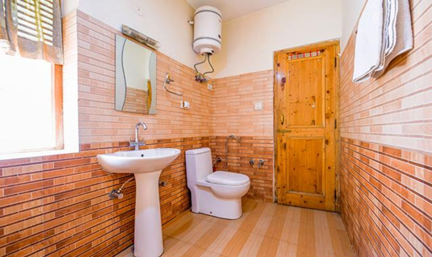 Bathroom, FabHotel Cloud 9 Cottage, Kullu