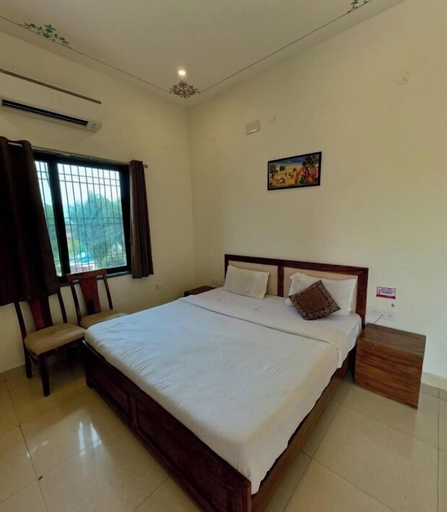 Bedroom, ShriGo Mount Down Resorts, Mount Abu, Sirohi