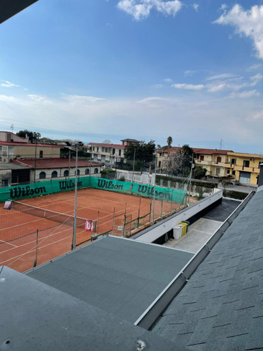 Others 3, Hotel Cristian, Napoli