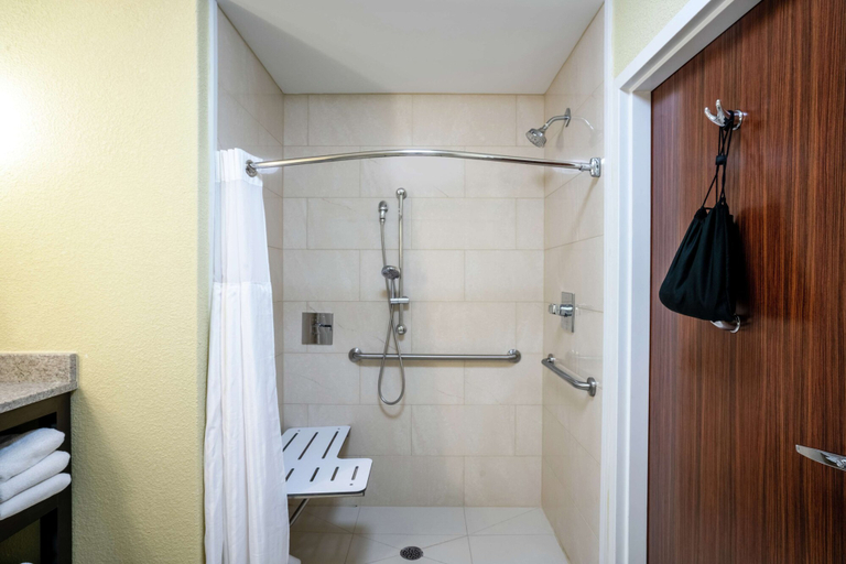 Bathroom 4, Hilton Garden Inn Dalton, Whitfield