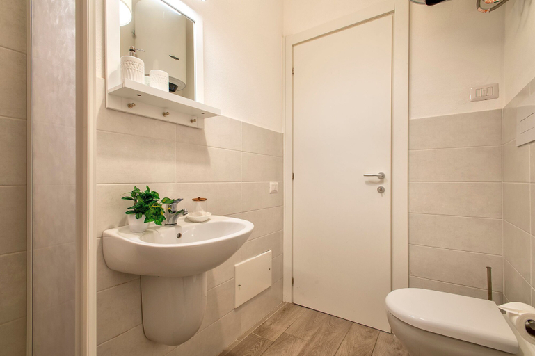 Room 2, Sardinia Re - Smeralda 16, Sassari