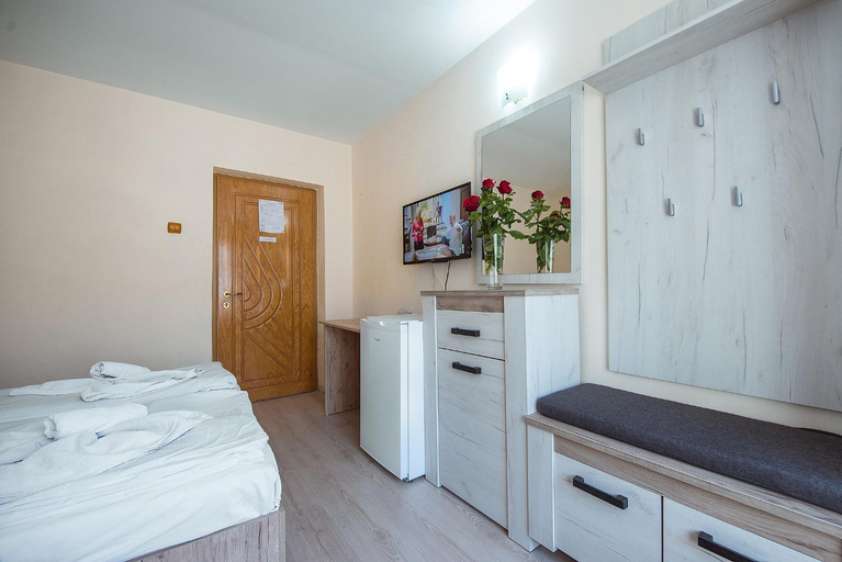 Bedroom 2, COMPLEX Alutus -Camere de inchiriat, Mangalia