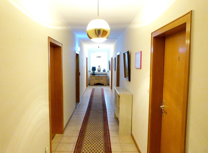 Others 5, Hotel Rath, Viersen