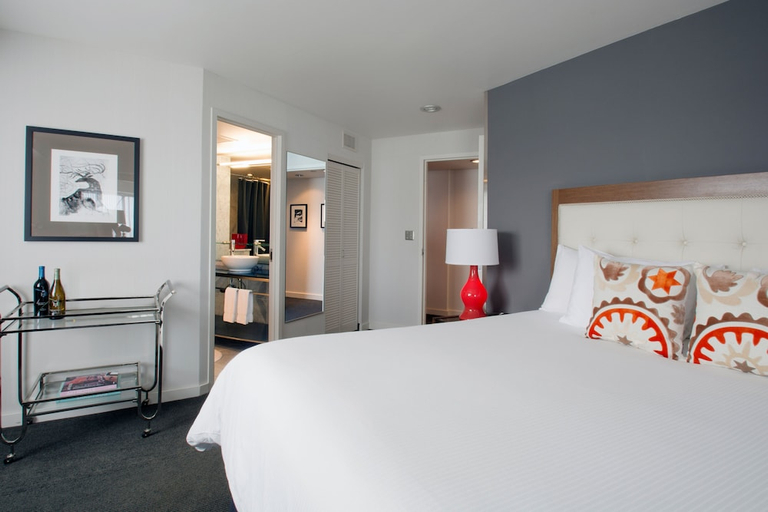 Bedroom 2, Hotel Murano, Pierce