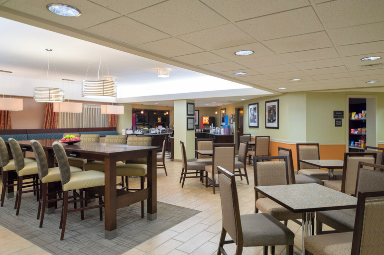 Food & Drinks 3, Hotel Carlisle, Cumberland