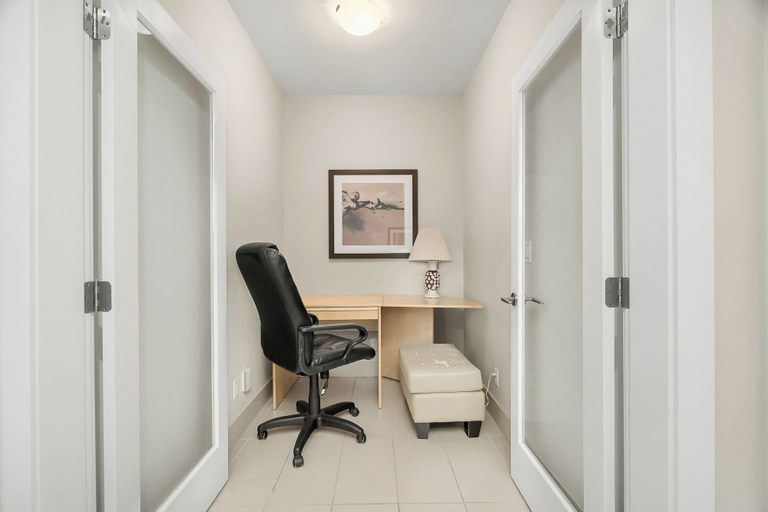 Others 5, Harmony Haven 2BR Lakefront Suite, Fraser Valley