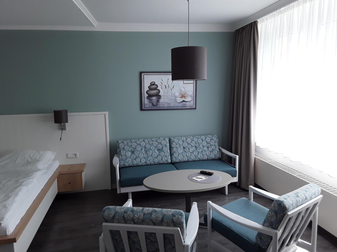 Bedroom 3, Mingers Hotel, Wittmund