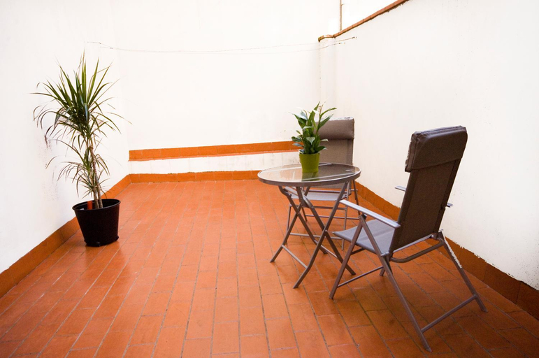 Others 4, Apartments Figueres, Girona