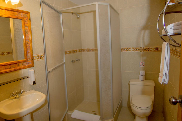 Bathroom 5, Hotel Warari, Cusco
