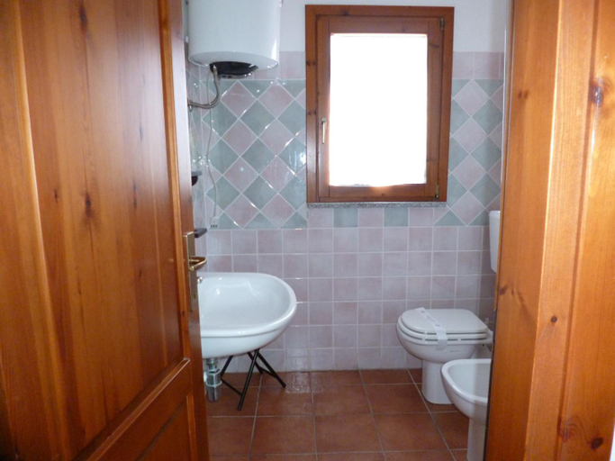 Bathroom 4, Le Villette di San Teodoro, Nuoro