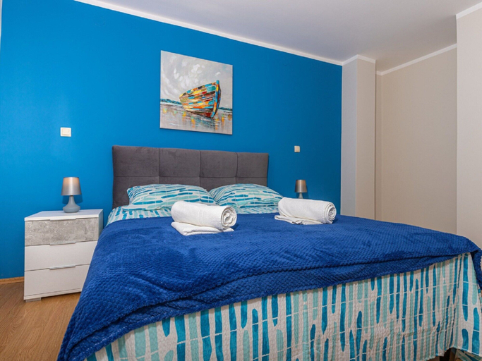 Bedroom 2, Apartment in Dramalj Near Beach & Pool, Crikvenica