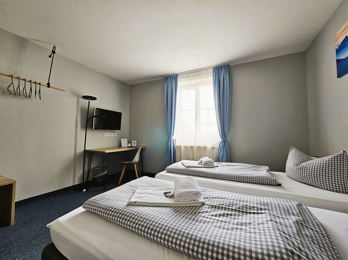 Bedroom 9