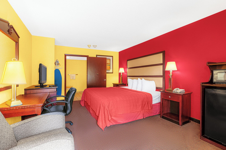 Bedroom 4, Welcome Inn, Baldwin