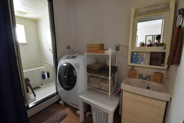 Bathroom 2, Condominio Mozu 102, Sakai