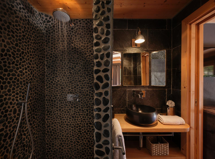 Others 5, Les Rives d'Argentiere Luxury Chalet, Haute-Savoie