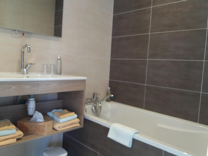 Bathroom 4, Hã´tel Bellier, Drôme