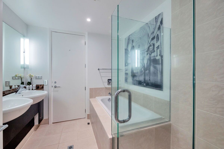 Bathroom 4, Auckland Viaduct Chic Waterfront Views, Waitakere