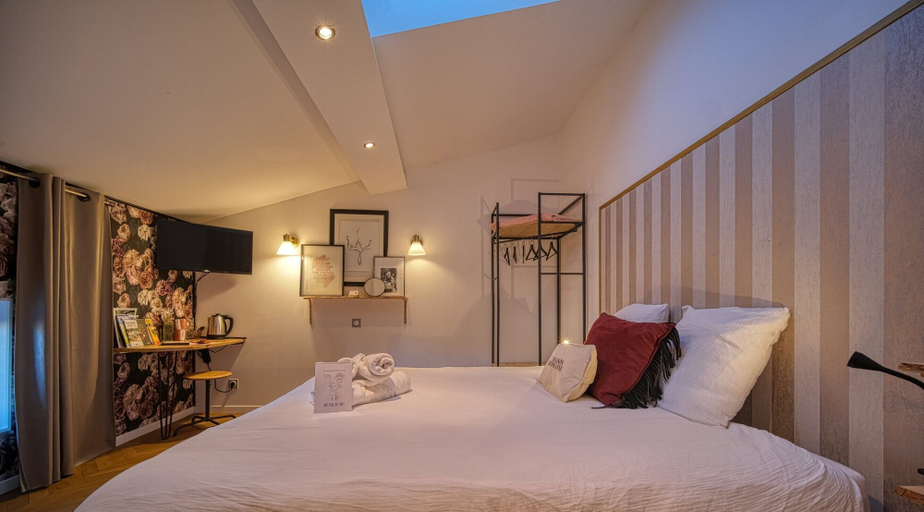 Bedroom 3, Maison Bossanne, Drôme