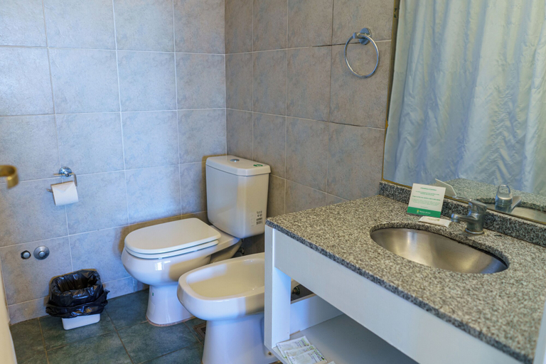 Bathroom 3, Hostal Del Sol Resort & Spa, La Costa