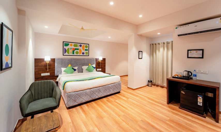 Bedroom 1, Treebo Premium Omni Residency, Indore