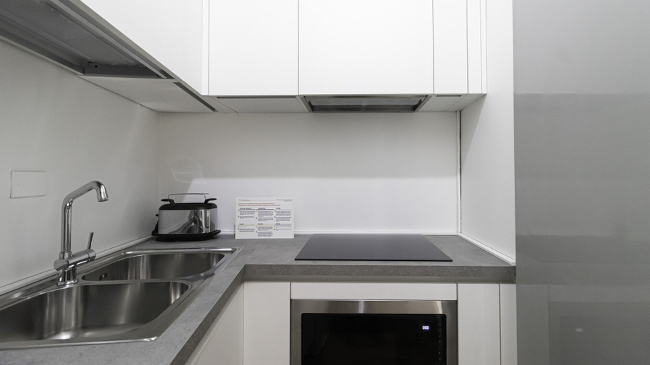 Others 4, Italianway Comfort - Della Palla 5, Milano