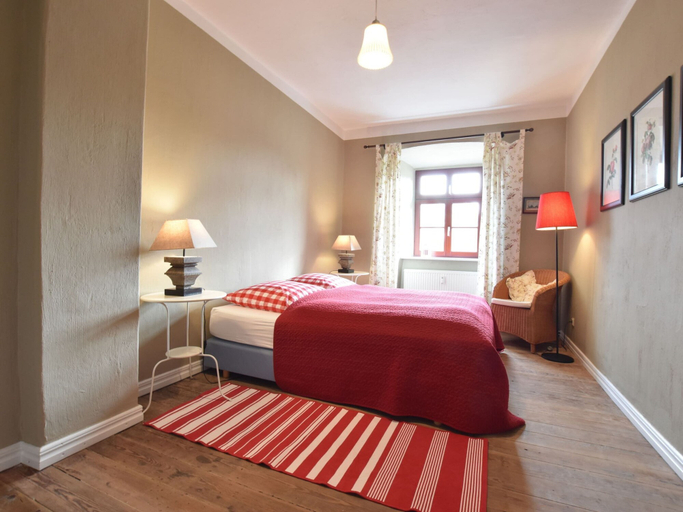 Bedroom 2, Einladende Ferienwohnung in Gerdshagen mit Garten, Rostock