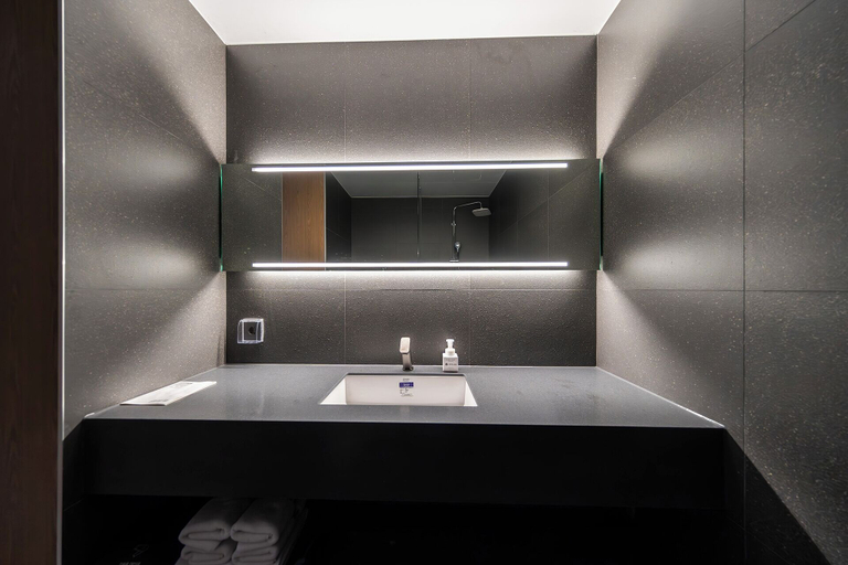 Bathroom 2, HOTEL AU, Buk