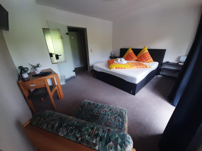 Bedroom, Landhotel Weisses Roß`l, Vogtlandkreis