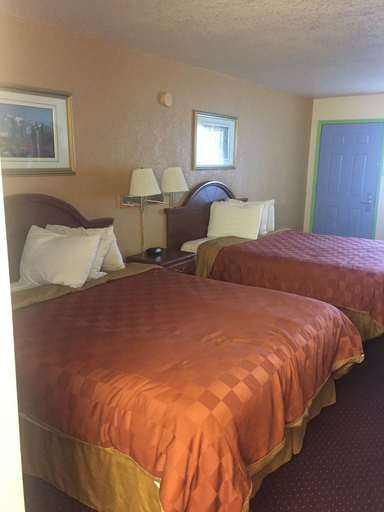 Bedroom 2, Travel Inn & Suite, Apache
