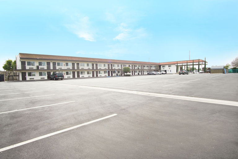 Exterior & Views, The Dixie Orange County, Orange